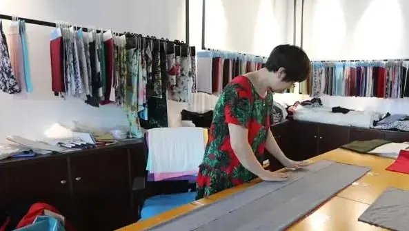 C50010AE-03CC-43B5-B5DD-5FCCD804D7C0